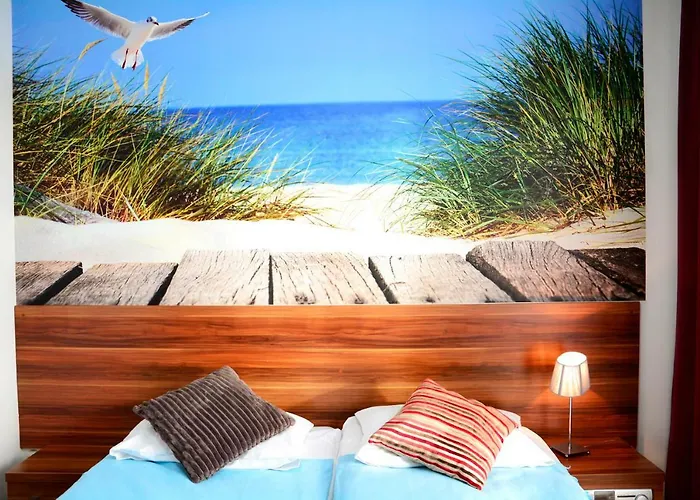 Pod Wydma Pokoje Goscinne Bed & Breakfast *