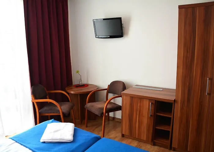 Pod Wydma Pokoje Goscinne Bed & Breakfast