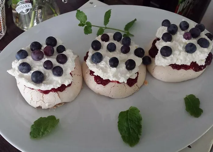 Pod Wydma Pokoje Goscinne Bed & Breakfast *